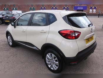 Used Renault Captur 2017 for sale - 79642744: Photo