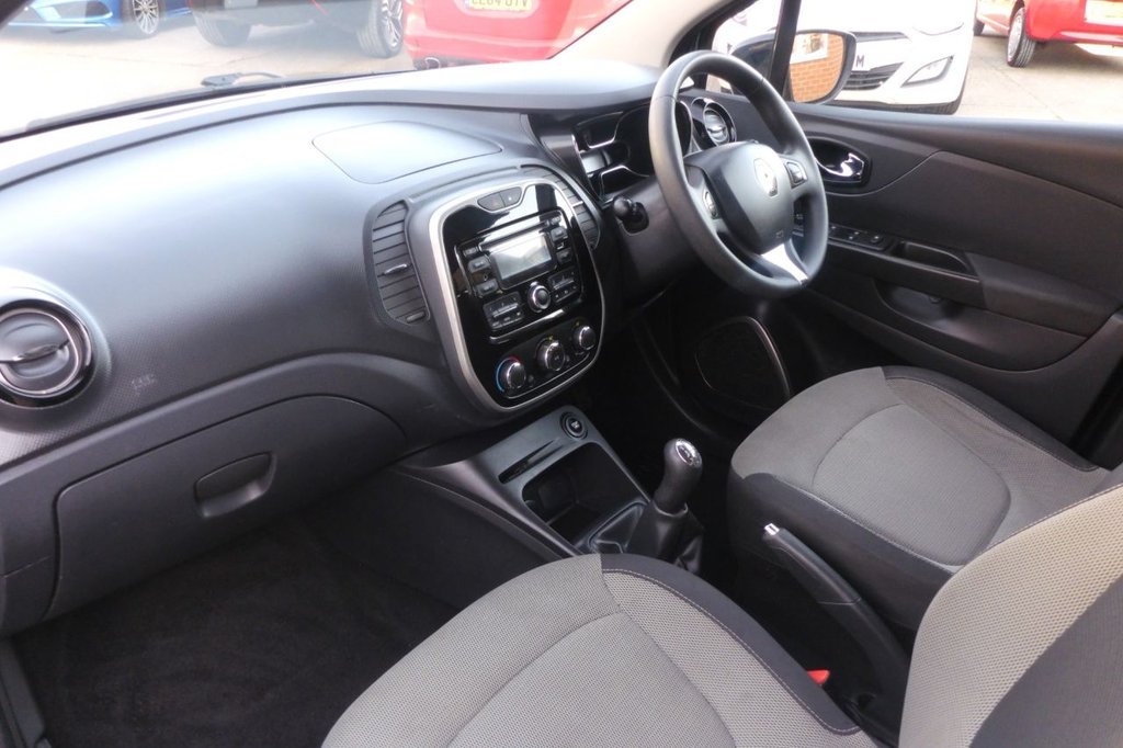 Used Renault Captur 2016 for sale - 77952368: Photo 2