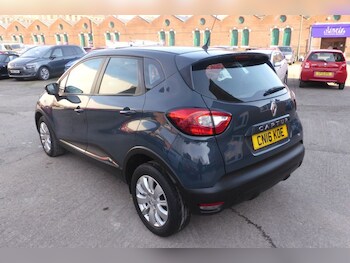 Used Renault Captur 2016 for sale - 77952368: Photo
