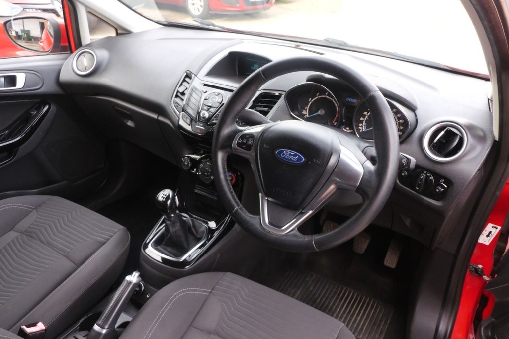 Used Ford Fiesta 2015 for sale - 77724769: Photo 2