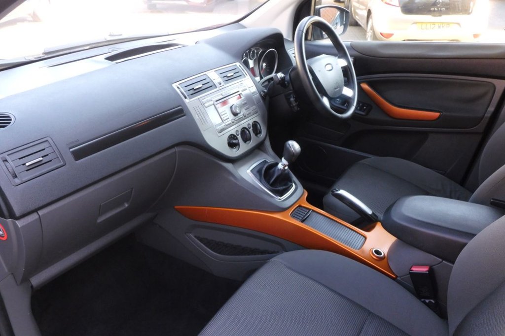 Used Ford Kuga 2010 for sale - 77724778: Photo 2