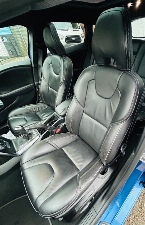 Used Volvo V40 2019 for sale - 75571418: Photo 13