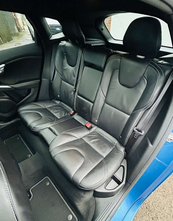 Used Volvo V40 2019 for sale - 75571418: Photo 16