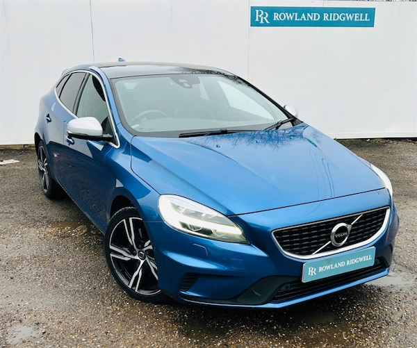 Used Volvo V40 2019 for sale - 75571418: Photo 1