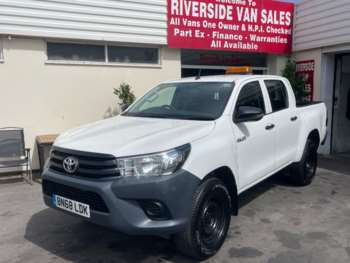 Used Toyota Hilux 2018 for sale - 74692659: Photo
