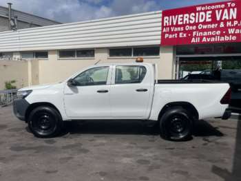 Used Toyota Hilux 2018 for sale - 74692659: Photo