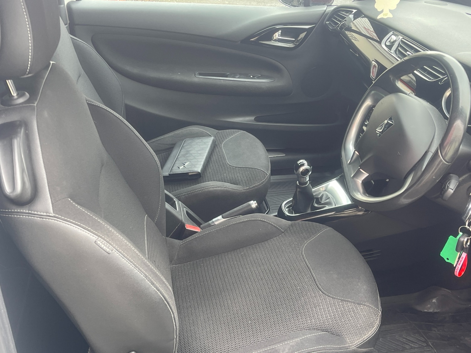 Used Citroen DS3 2010 for sale - 78210467: Photo 9