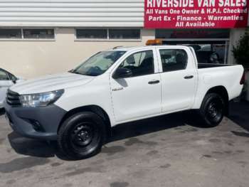 Used Toyota Hilux 2018 for sale - 74692457: Photo