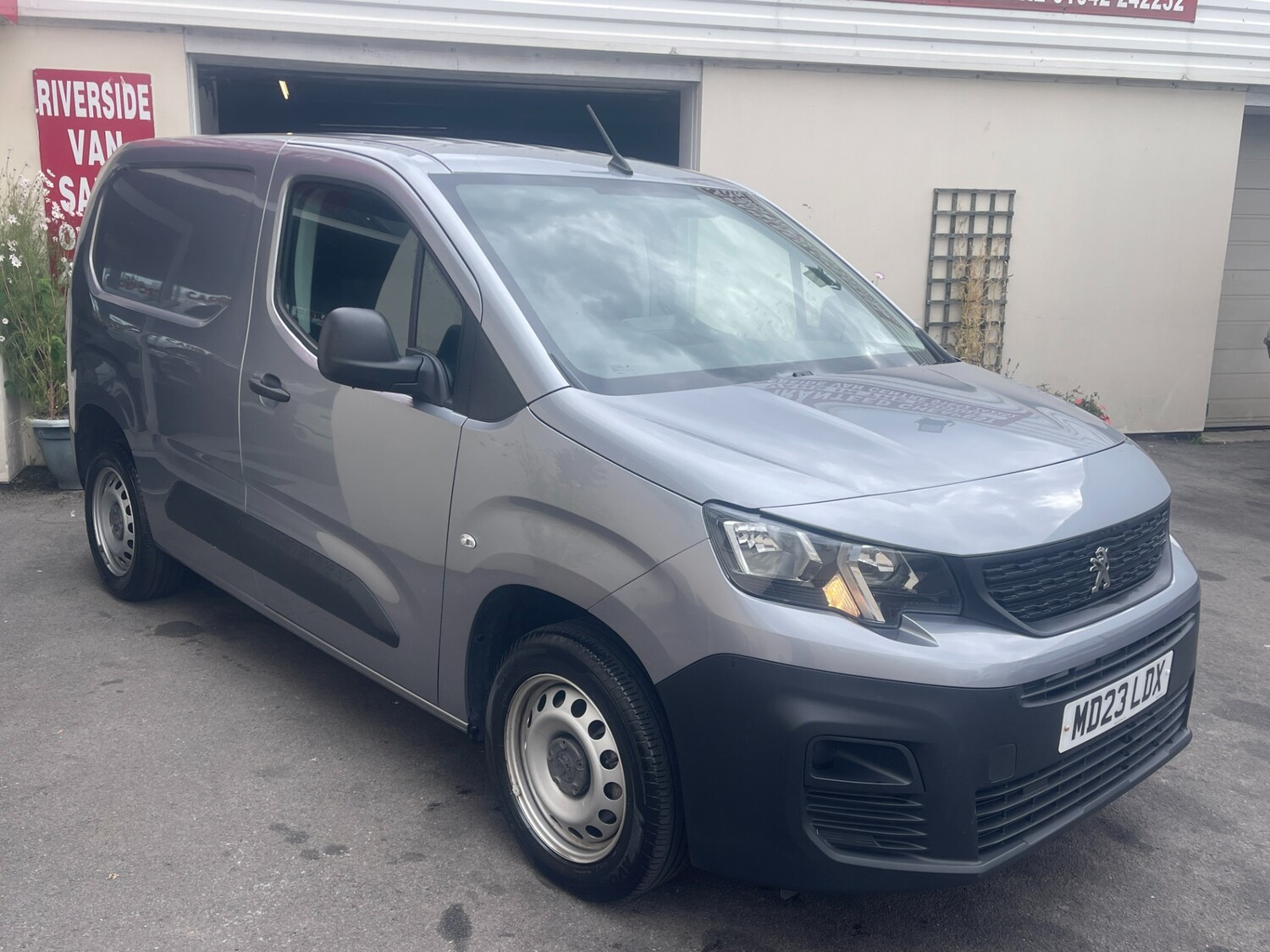 Vehicle 5
