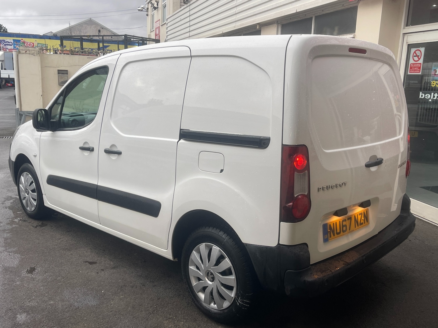 Used Peugeot Partner 2017 for sale - 77380760: Photo 3