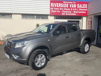 Used Nissan Navara 2023 for sale - 77729981: Photo