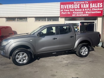 Used Nissan Navara 2023 for sale - 77729981: Photo