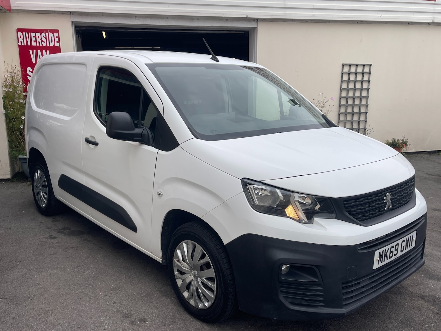 Used Peugeot Partner 2019 for sale - 76309696: Photo 6