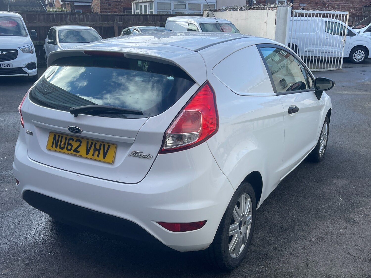 Used Ford Fiesta 2013 for sale - 77864609: Photo 6