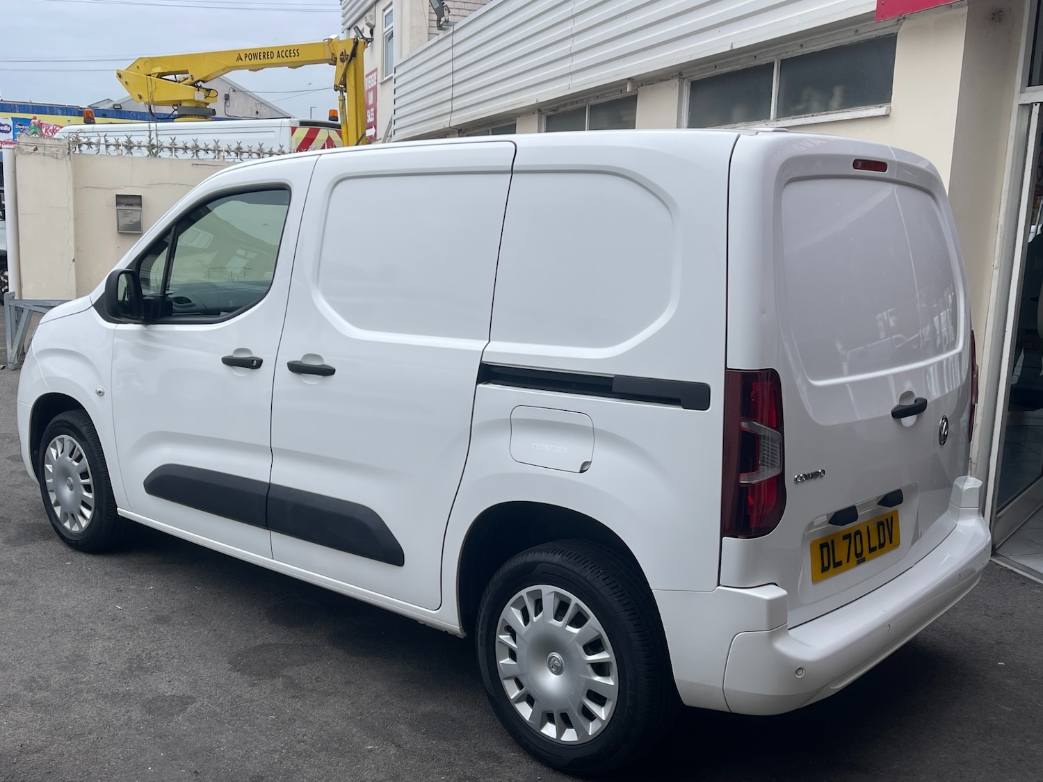 Used Vauxhall Combo 2020 for sale - 76309753: Photo 4