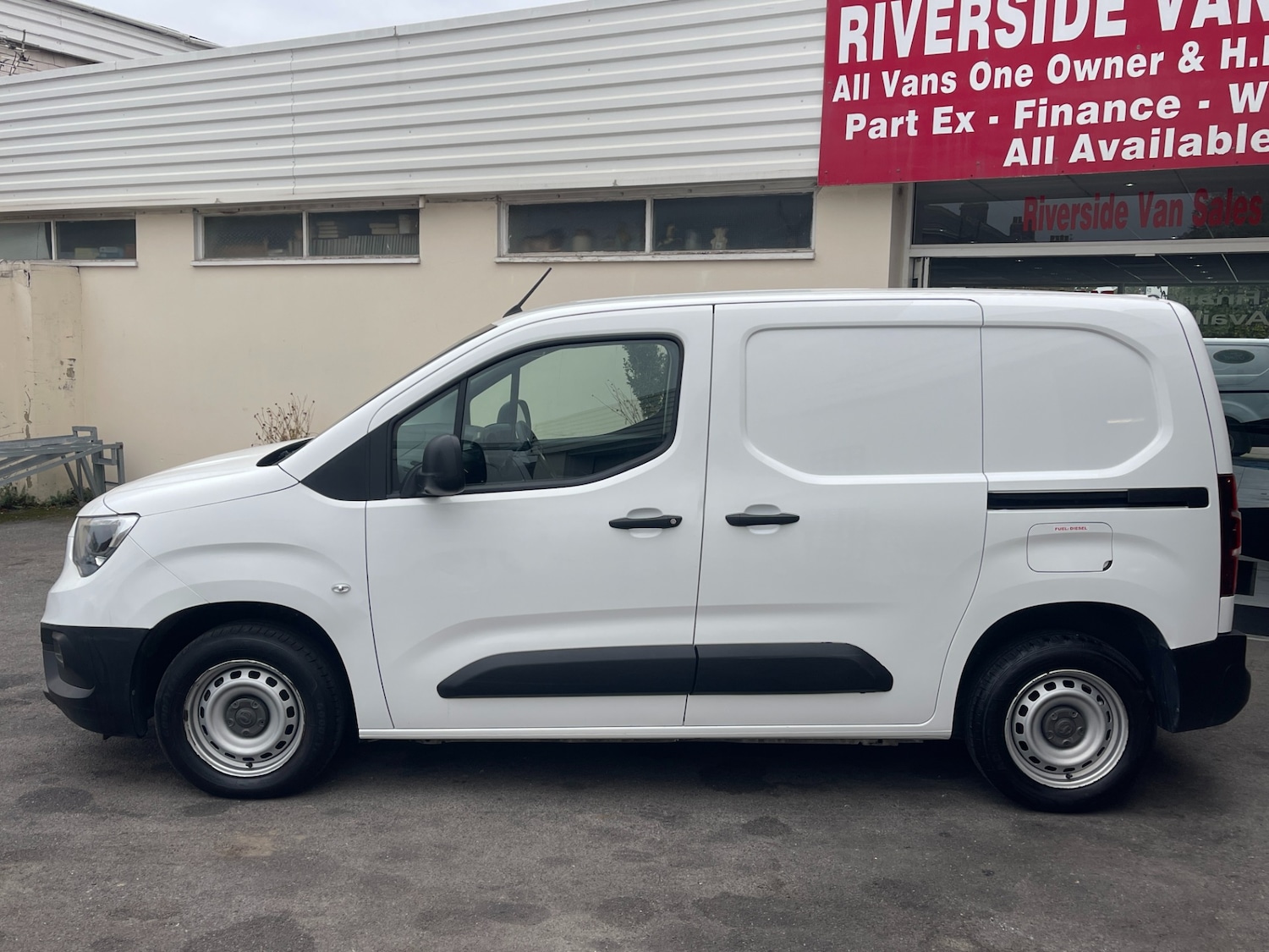 Used Vauxhall Combo 2022 for sale - 76309670: Photo 3