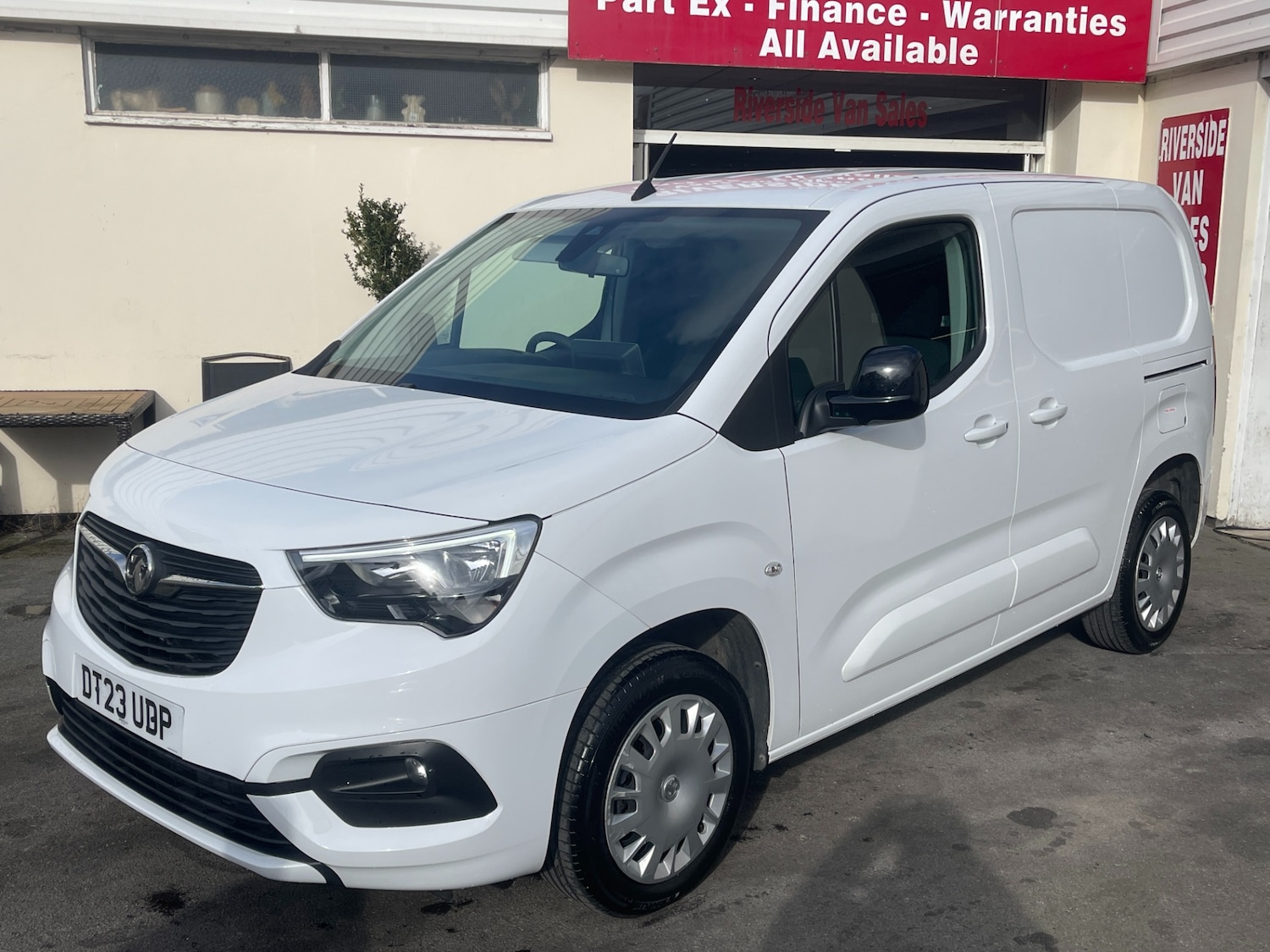 Used Vauxhall Combo 2023 for sale - 77591087: Photo 2