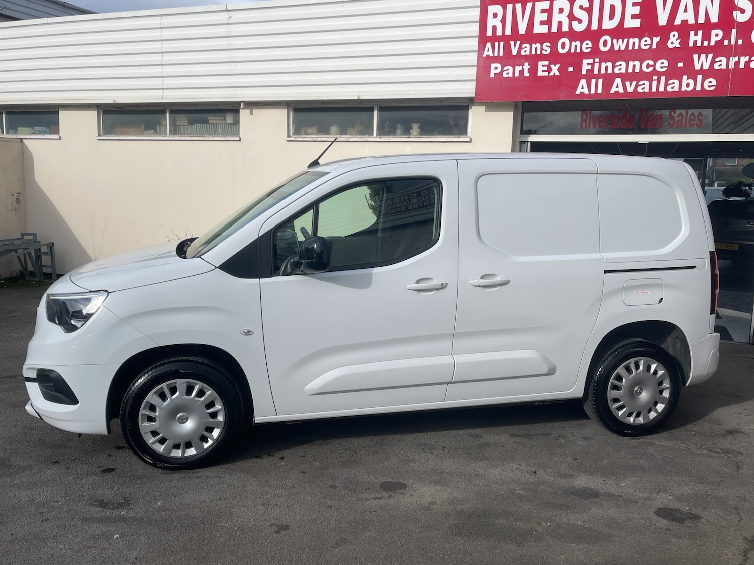 Used Vauxhall Combo 2023 for sale - 77591087: Photo 3