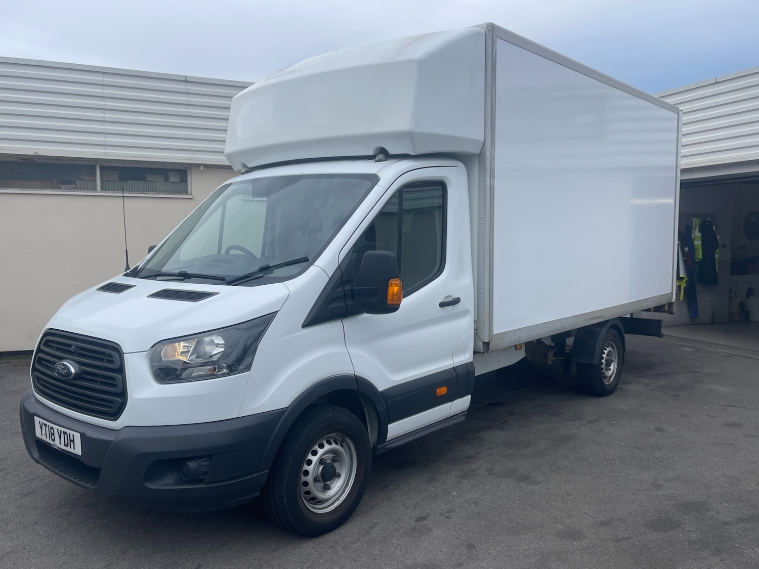 Used Ford Transit 2018 for sale - 78028031: Photo 2