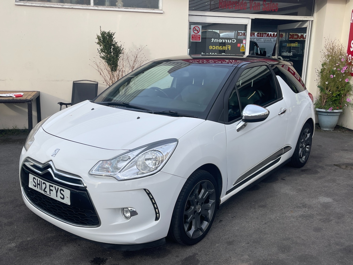 Used Citroen DS3 2012 for sale - 76374162: Photo 1