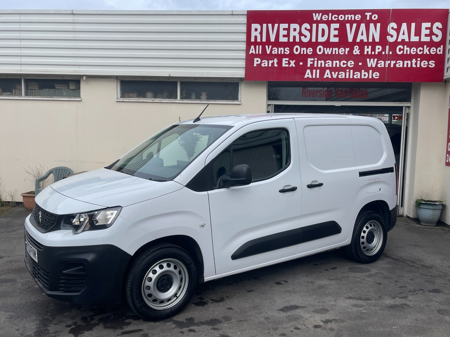 Used Peugeot Partner 2024 for sale - 77901374: Photo 2