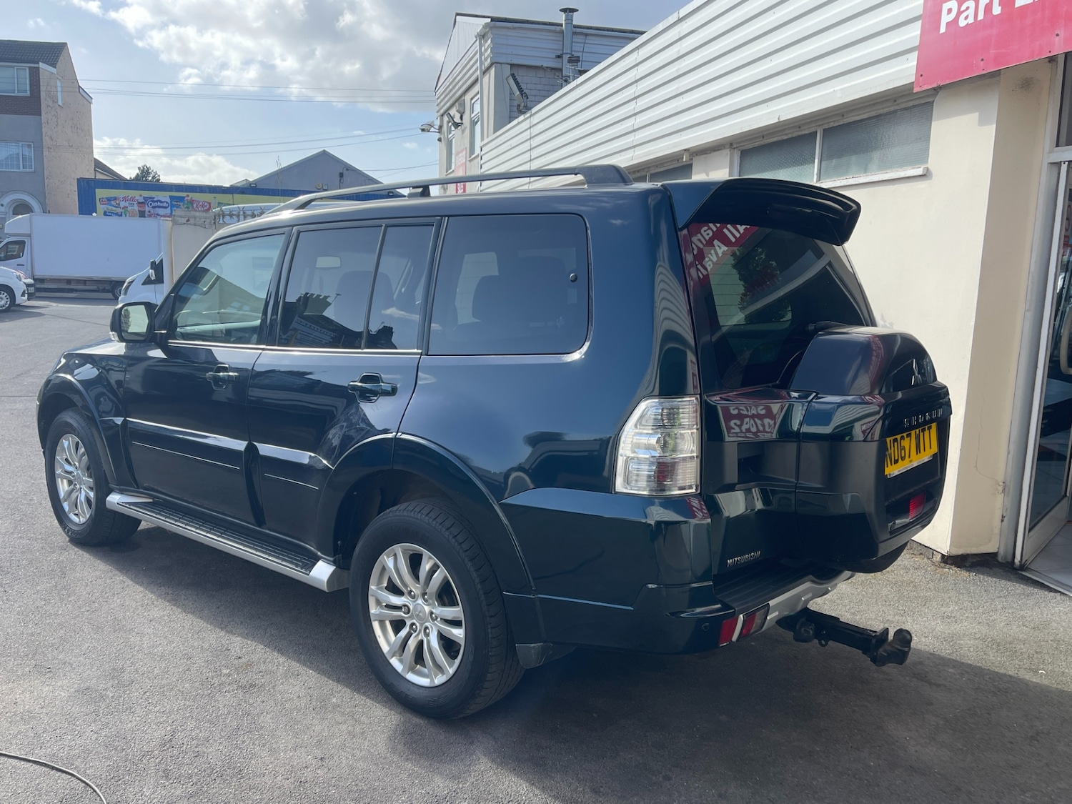 Used Mitsubishi Shogun 2018 for sale - 78040576: Photo 4