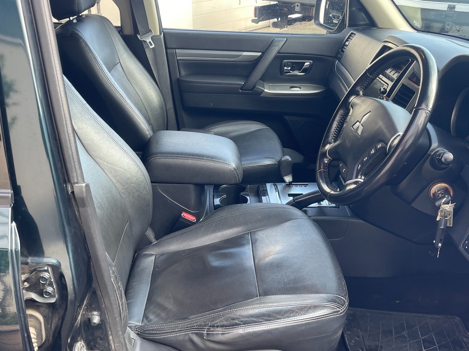 Used Mitsubishi Shogun 2018 for sale - 78040576: Photo 9