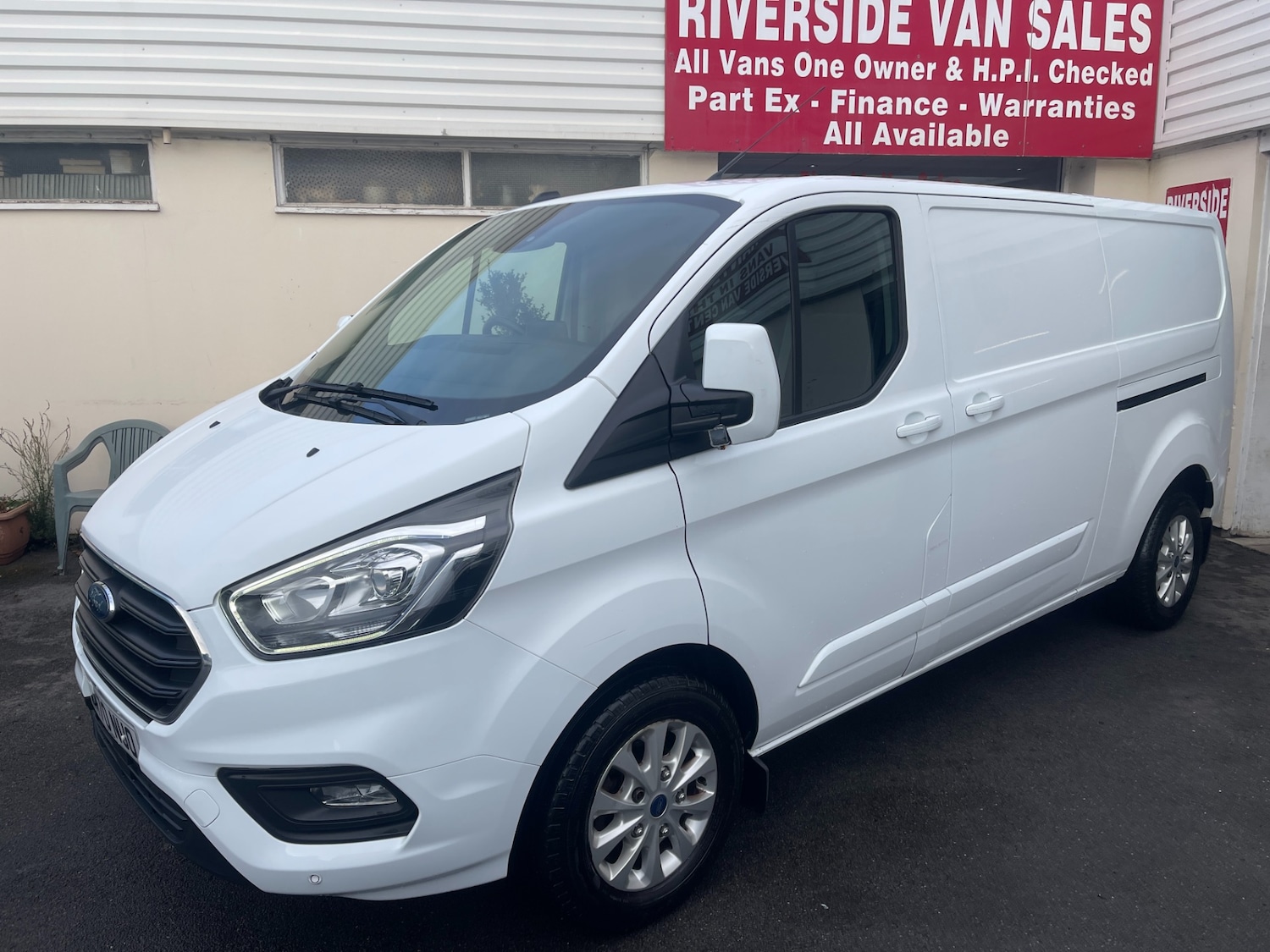 Used Ford Transit Custom 2020 for sale - 76599553: Photo 2