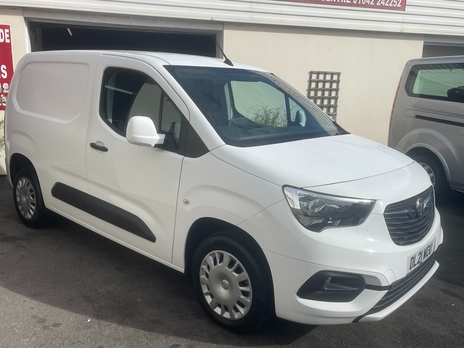Used Vauxhall Combo 2021 for sale - 76207368: Photo 6