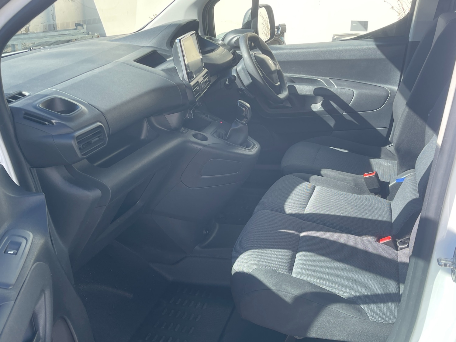 Used Peugeot Partner 2019 for sale - 76027030: Photo 11