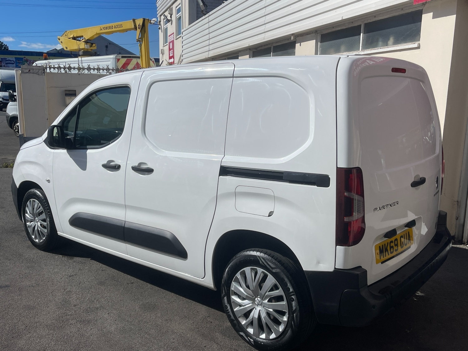 Used Peugeot Partner 2019 for sale - 76027030: Photo 4