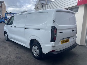 Used Ford Transit Custom 2024 for sale - 79595329: Photo