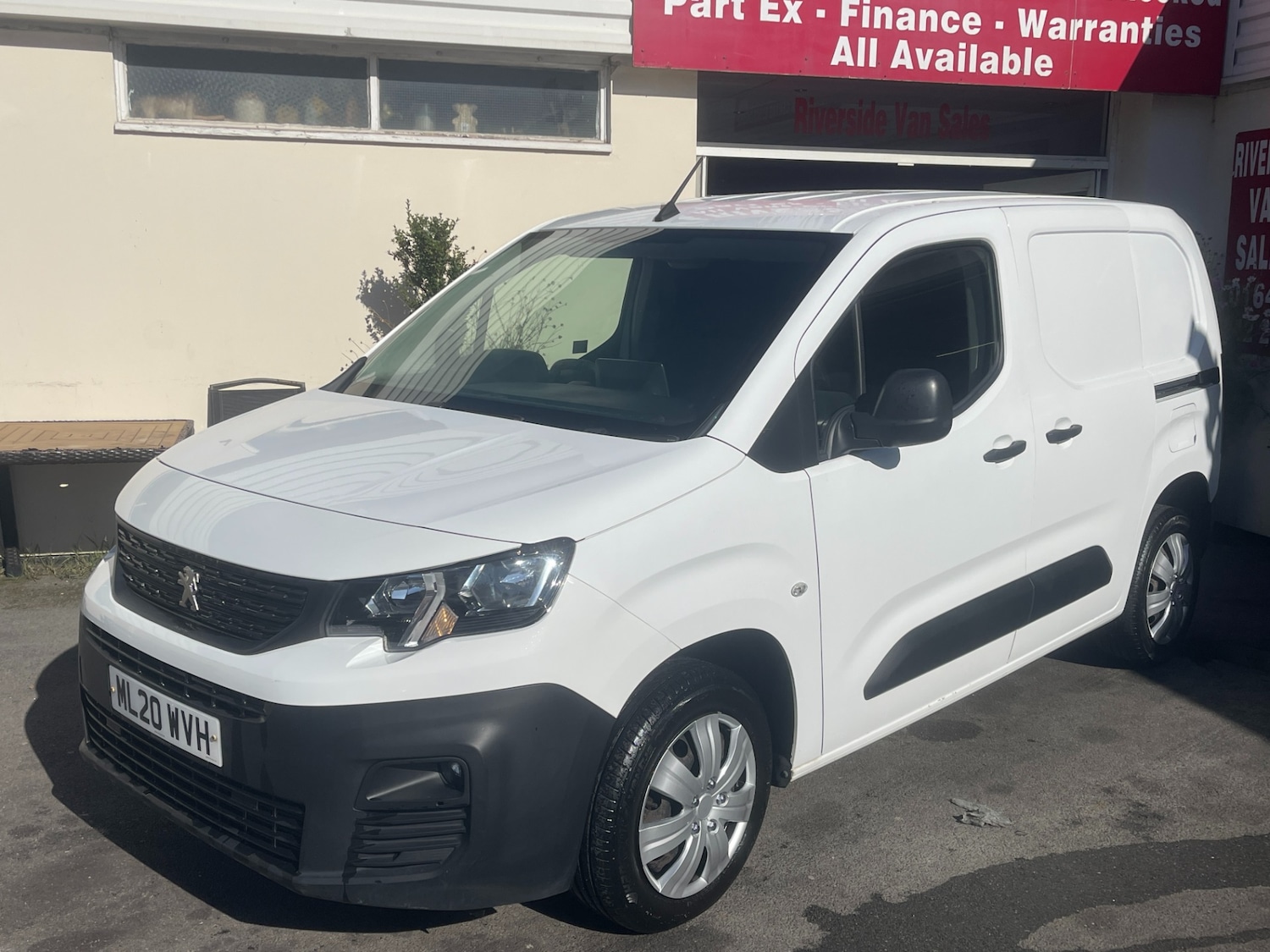 Used Peugeot Partner 2020 for sale - 76025985: Photo 2