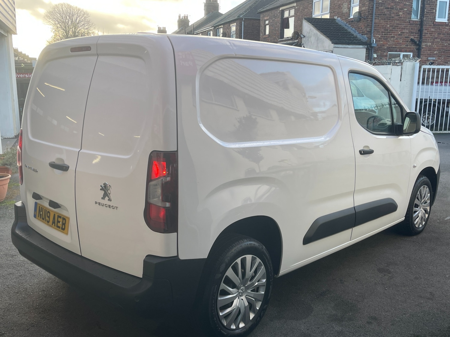 Used Peugeot Partner 2019 for sale - 77001627: Photo 5