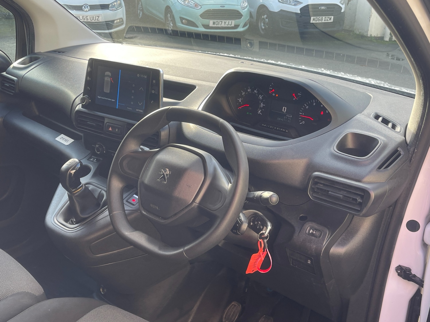 Used Peugeot Partner 2019 for sale - 77001627: Photo 9