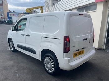 Used Vauxhall Combo 2021 for sale - 75526846: Photo
