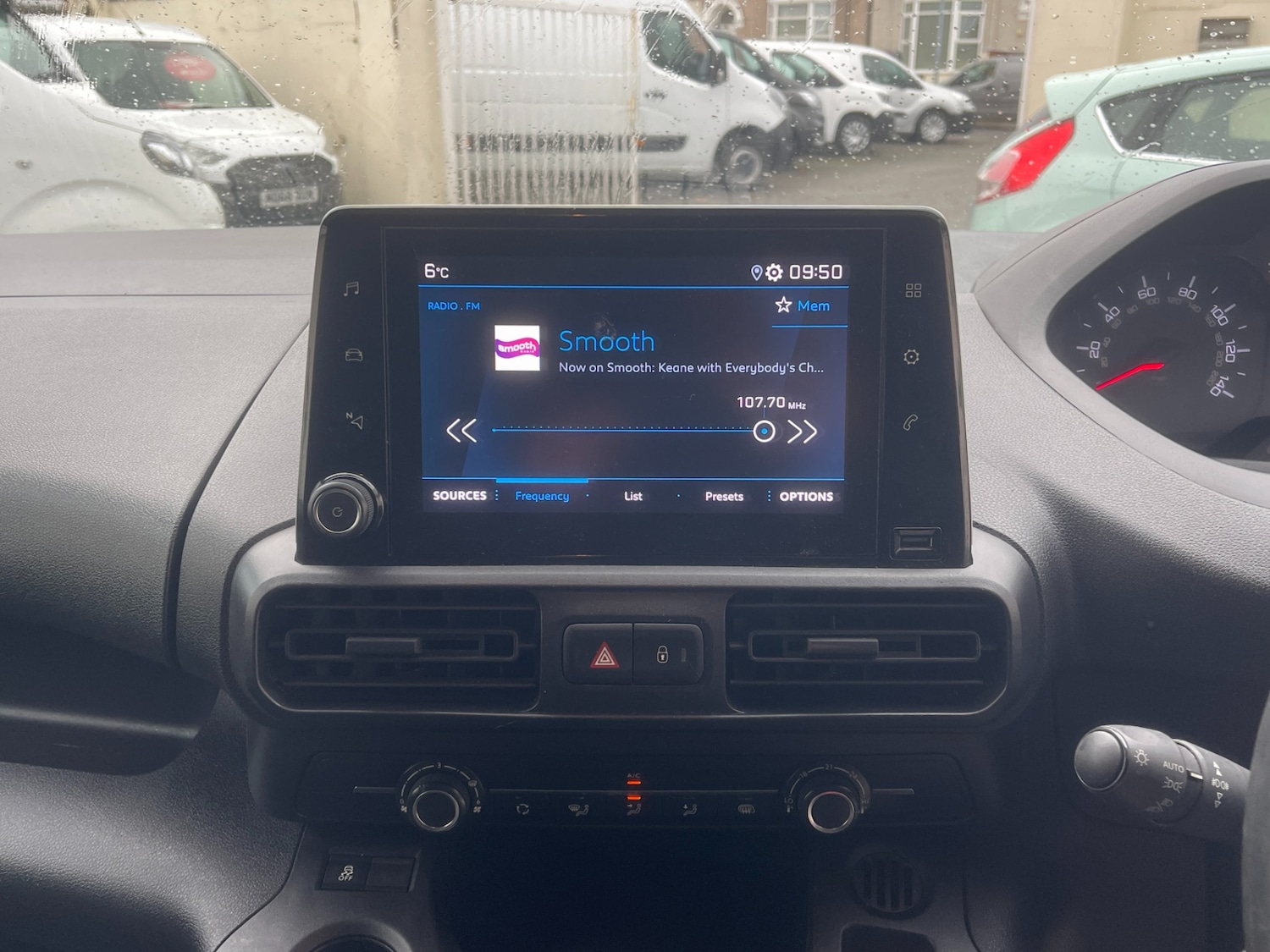Used Peugeot Partner 2019 for sale - 76611226: Photo 9