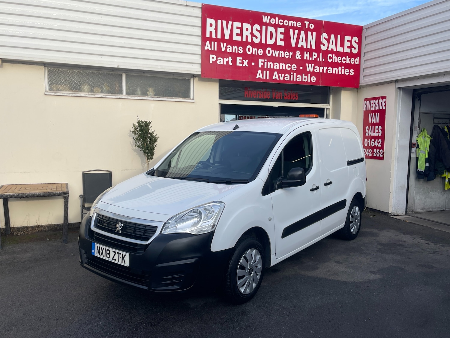 Used Peugeot Partner 2018 for sale - 76853555: Photo 1