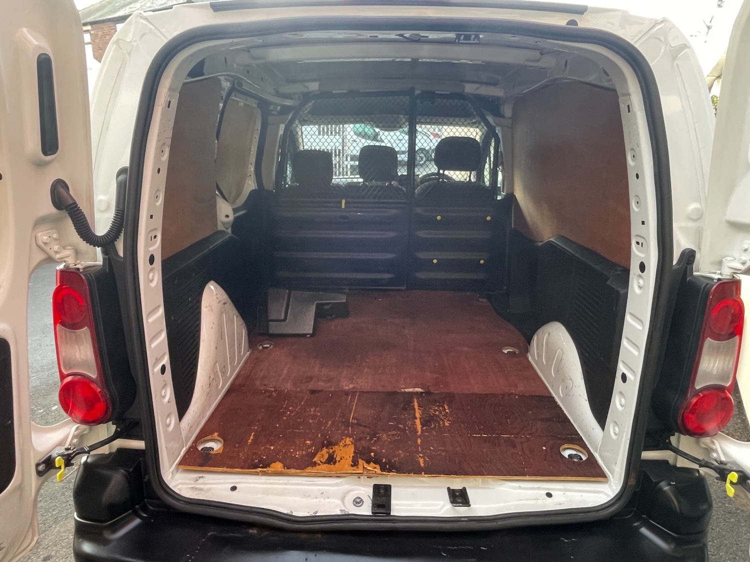 Used Peugeot Partner 2018 for sale - 76853555: Photo 12