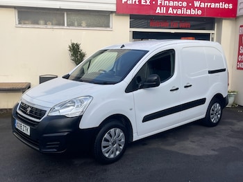 Used Peugeot Partner 2018 for sale - 76853555: Photo