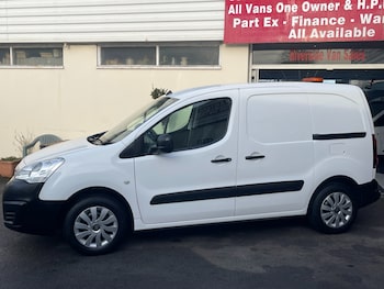 Used Peugeot Partner 2018 for sale - 76853555: Photo