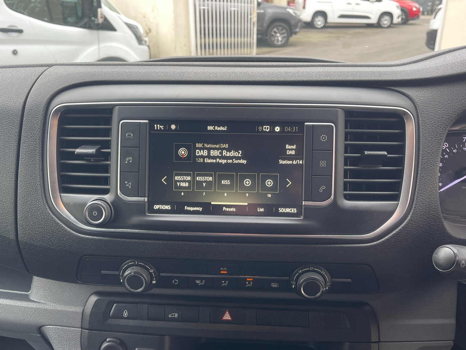 Used Vauxhall Vivaro 2022 for sale - 78061076: Photo 9