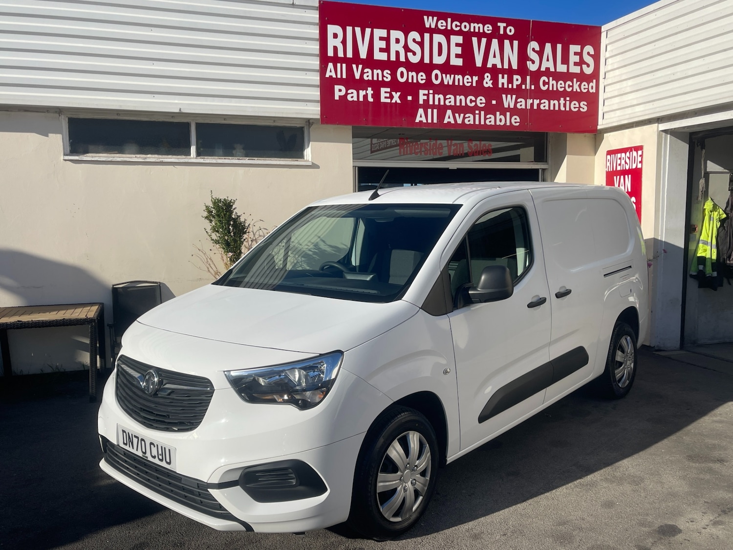 Used Vauxhall Combo 2020 for sale - 76027928: Photo 1