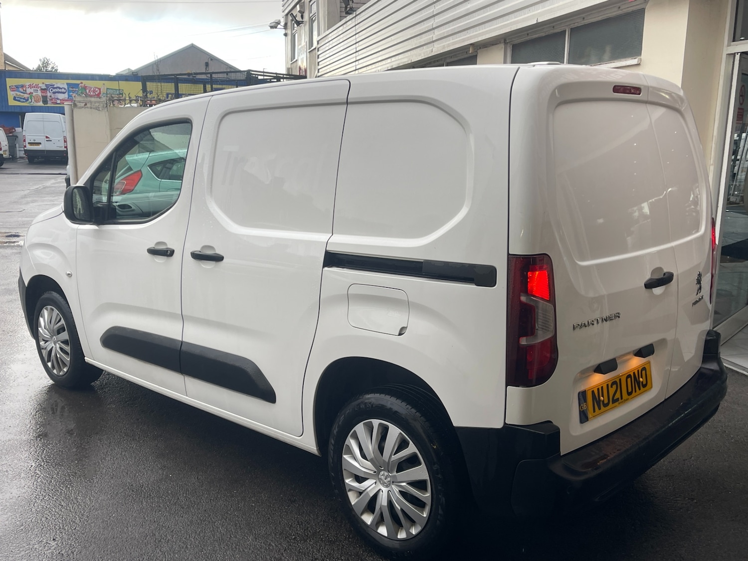 Used Peugeot Partner 2021 for sale - 76736360: Photo 3