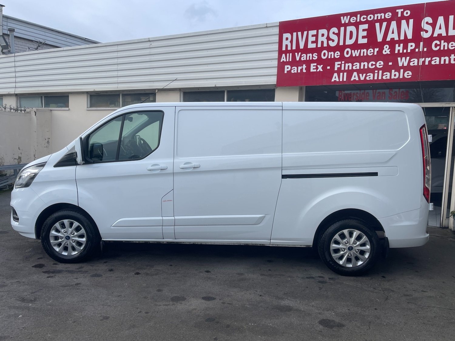 Used Ford Transit Custom 2023 for sale - 77592022: Photo 3