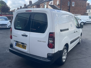 Used Peugeot Partner 2018 for sale - 75303386: Photo