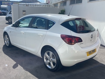 Used Vauxhall Astra 2011 for sale - 78825846: Photo