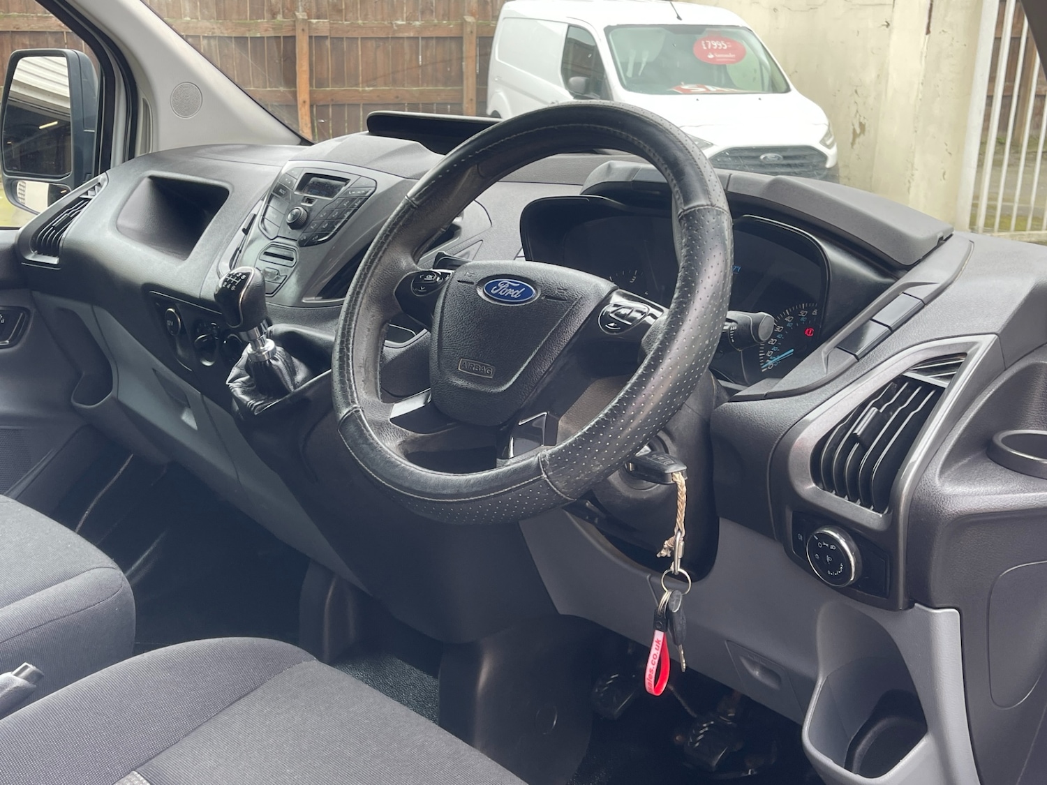 Used Ford Transit Custom 2015 for sale - 78132621: Photo 9