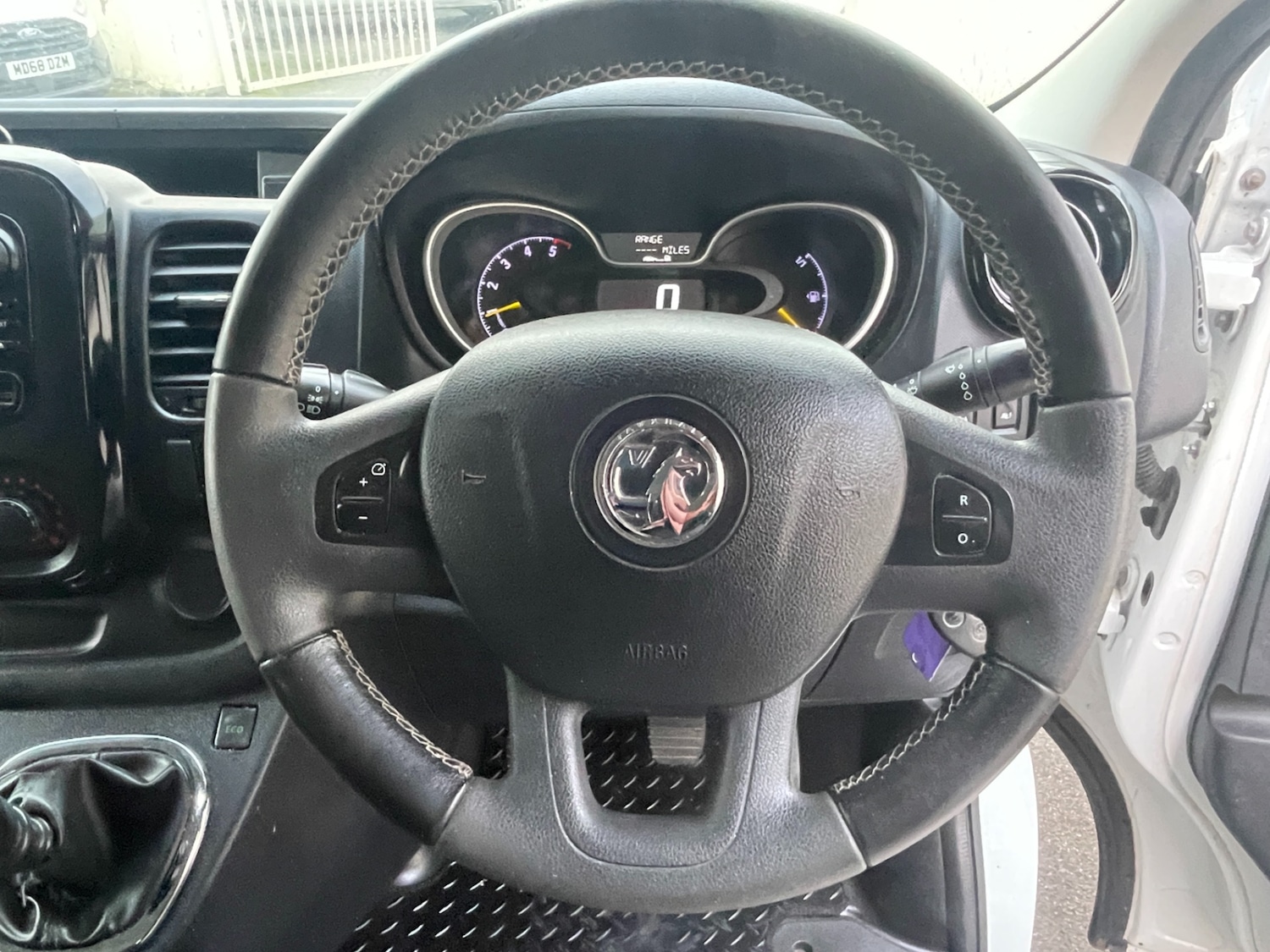 Used Vauxhall Vivaro 2016 for sale - 77311118: Photo 11