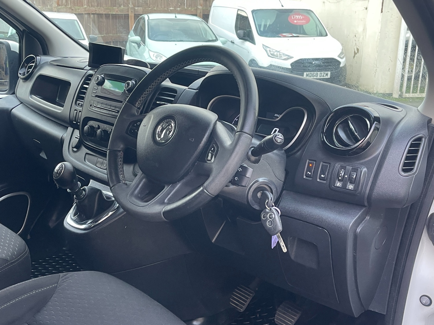 Used Vauxhall Vivaro 2016 for sale - 77311118: Photo 9